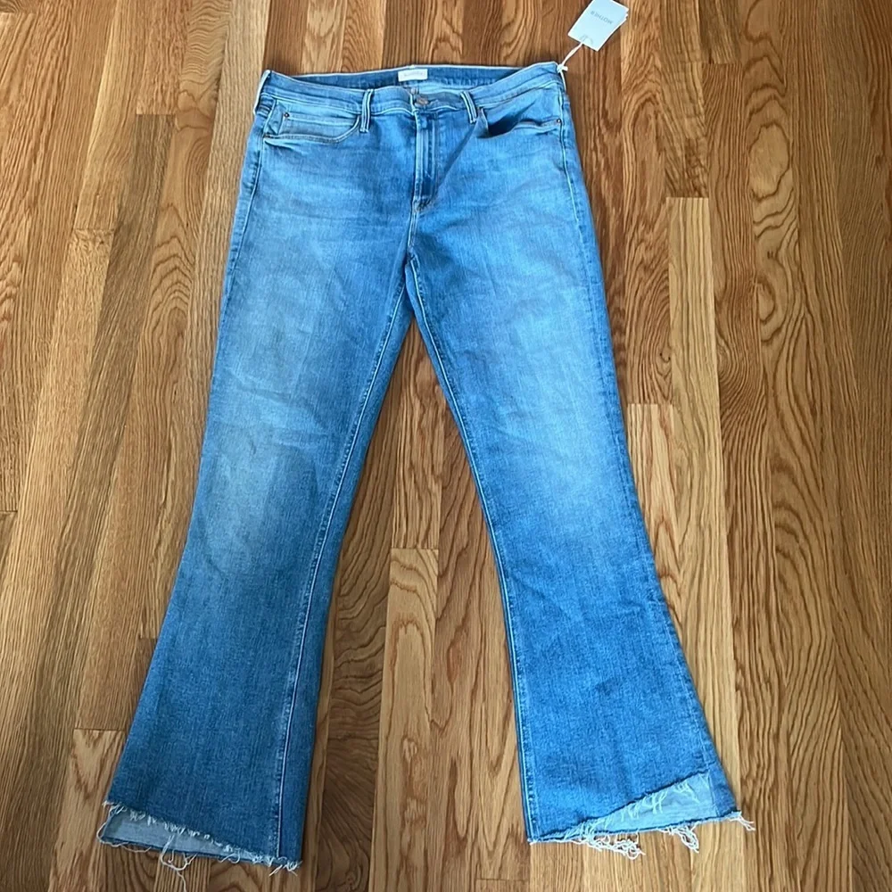 NWT MOTHER The Runaway Step Fray Kiss and Make Up size 34 - Picture 8 of 16